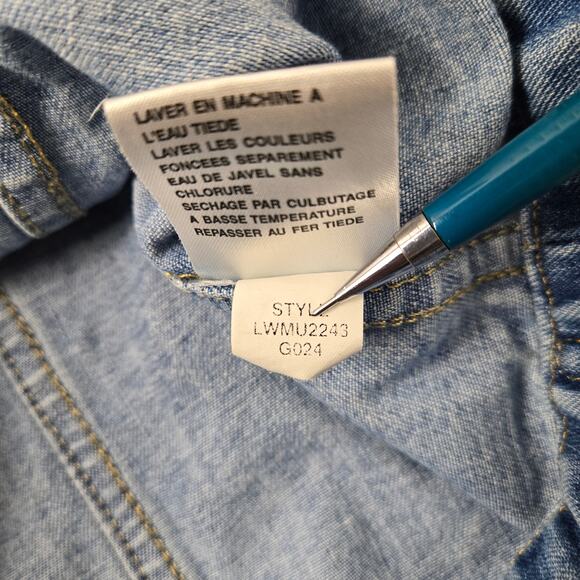 Vintage Liz Claiborne Denim Vest Western Embroidered Trim Preppy size Medium - Picture 13 of 16